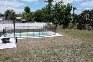 4356 Tarpon Dr SE, Saint Petersburg, FL 33705 - Photo 4