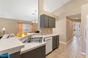 237 Sevilla Ave, Davenport, FL 33897 - Photo 14