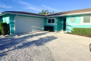 3708 Royal Palm Dr, Bradenton, FL 34210 - Photo 20