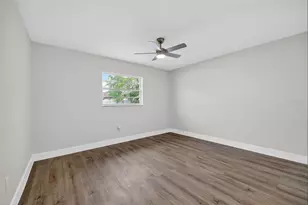 9826 Pocono St, Port Richey, FL 34668 - Photo 10