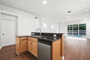 19409 Melody Fair Pl, Lutz, FL 33558 - Photo 22