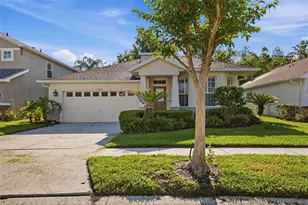 19409 Melody Fair Pl, Lutz, FL 33558 - Photo 2