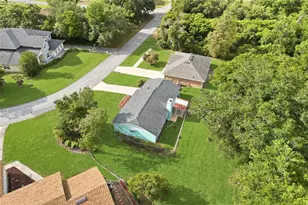 2246 W Firwood Dr, Deltona, FL 32725 - Photo 2