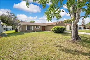 10853 William and Mary Ct, Orlando, FL 32821 - Photo 2