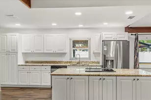 4102 Stonehenge Rd, Mulberry, FL 33860 - Photo 6