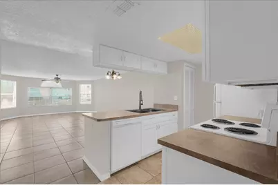 2731 N Poinciana Boulevard #107, Kissimmee, FL 34746 - Photo 10