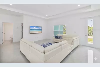 15473 Lakeland Circle, Port Charlotte, FL 33981 - Photo 2