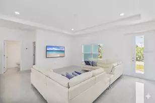15473 Lakeland Cir, Port Charlotte, FL 33981 - Photo 2