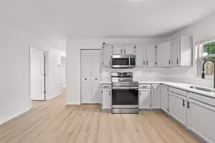 3761 21st Ave S, Saint Petersburg, FL 33711 - Photo 14