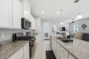 3979 Capital Reef Wy, Apopka, FL 32712 - Photo 4