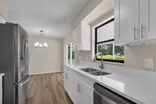 1510 Tangerwood Ct, Ocoee, FL 34761 - Photo 4