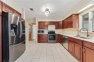33651 Overton Dr, Leesburg, FL 34788 - Photo 18