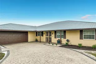 2404 Lauderdale Ct, Orlando, FL 32805 - Photo 1