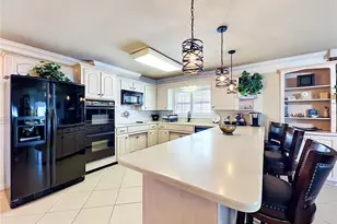 2404 Lauderdale Ct, Orlando, FL 32805 - Photo 4