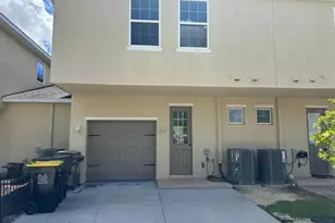 112 Holly Village Dr, Davenport, FL 33837 - Photo 12