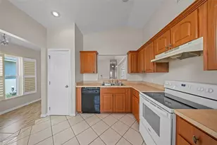 1335 Daniels Cove Dr, Winter Garden, FL 34787 - Photo 6