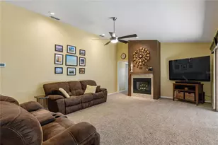 1215 Huntington Ln, Safety Harbor, FL 34695 - Photo 12