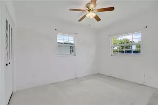 4511 Leslyn Ct, Orlando, FL 32806 - Photo 16