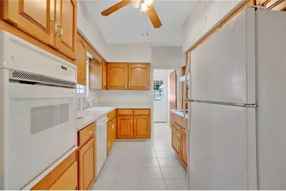4511 Leslyn Court, Orlando, FL 32806 - Photo 10