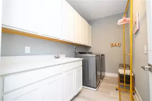 9942 Summerlake Groves St, Winter Garden, FL 34787 - Photo 68