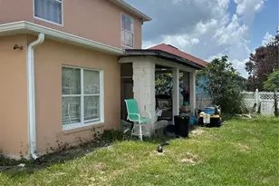 381 Aldershot Ct, Kissimmee, FL 34758 - Photo 4