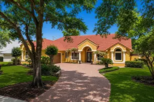 7407 Park Springs Cir, Orlando, FL 32835 - Photo 2