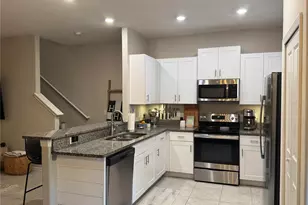 9640 Pembrooke Pines Dr, Sun City Center, FL 33573 - Photo 4
