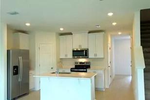 16305 Bird of Paradise Ave, Clermont, FL 34714 - Photo 10