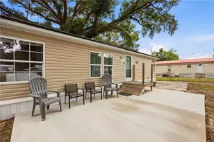 2995 Thornhill Rd, Winter Haven, FL 33880 - Photo 2