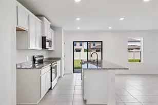 3153 Cup Dr, Lakeland, FL 33803 - Photo 8