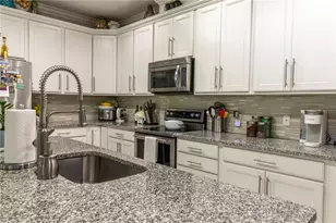 7190 Enchanted Lake Dr, Winter Garden, FL 34787 - Photo 6