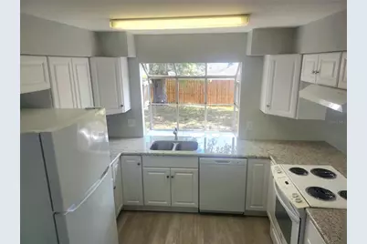 7616 Pacific Heights Circle, Orlando, FL 32835 - Photo 6