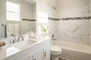 7616 Pacific Heights Cir, Orlando, FL 32835 - Photo 18