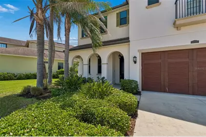 14320 Avon Farms Drive, Tampa, FL 33618 - Photo 2