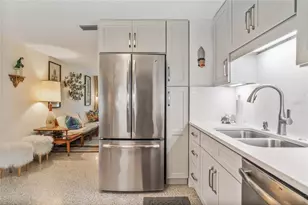 809 E 15th Ave, New Smyrna Beach, FL 32169 - Photo 16