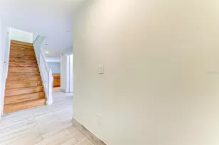 1624 Windsor Oak Ct, Kissimmee, FL 34744 - Photo 8