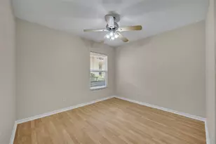 21630 Regency Park Ln, Leesburg, FL 34748 - Photo 24