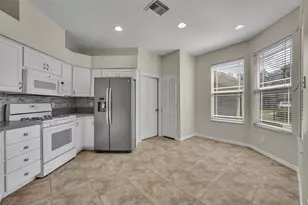 21630 Regency Park Ln, Leesburg, FL 34748 - Photo 16