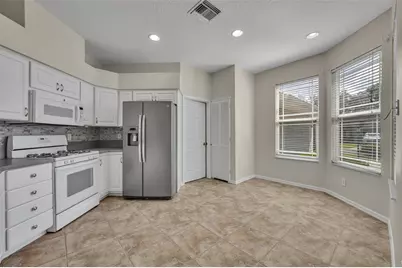 21630 Regency Park Ln, Leesburg, FL 34748 - Photo 14