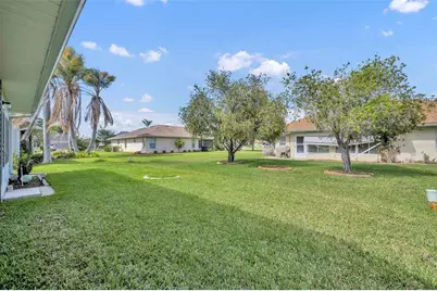 21630 Regency Park Ln, Leesburg, FL 34748 - Photo 34