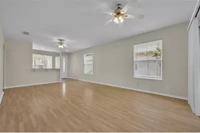 21630 Regency Park Ln, Leesburg, FL 34748 - Photo 10