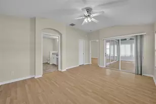 21630 Regency Park Ln, Leesburg, FL 34748 - Photo 22