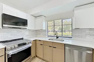 2222 Valencia Rd, Orlando, FL 32803 - Photo 14
