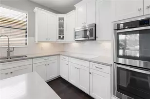 3304 Sagebrush St, Harmony, FL 34773 - Photo 6