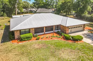 17819 Palm St, Umatilla, FL 32784 - Photo 1