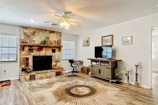 17819 Palm St, Umatilla, FL 32784 - Photo 14