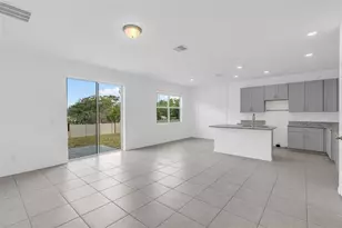 663 Fairview Ave, Haines City, FL 33844 - Photo 2