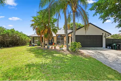 440 SW Bradshaw Circle, Port Saint Lucie, FL 34953 - Photo 2
