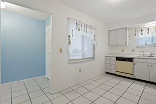 606 La Jolla Ave, Sun City Center, FL 33573 - Photo 14