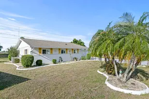 606 La Jolla Ave, Sun City Center, FL 33573 - Photo 4